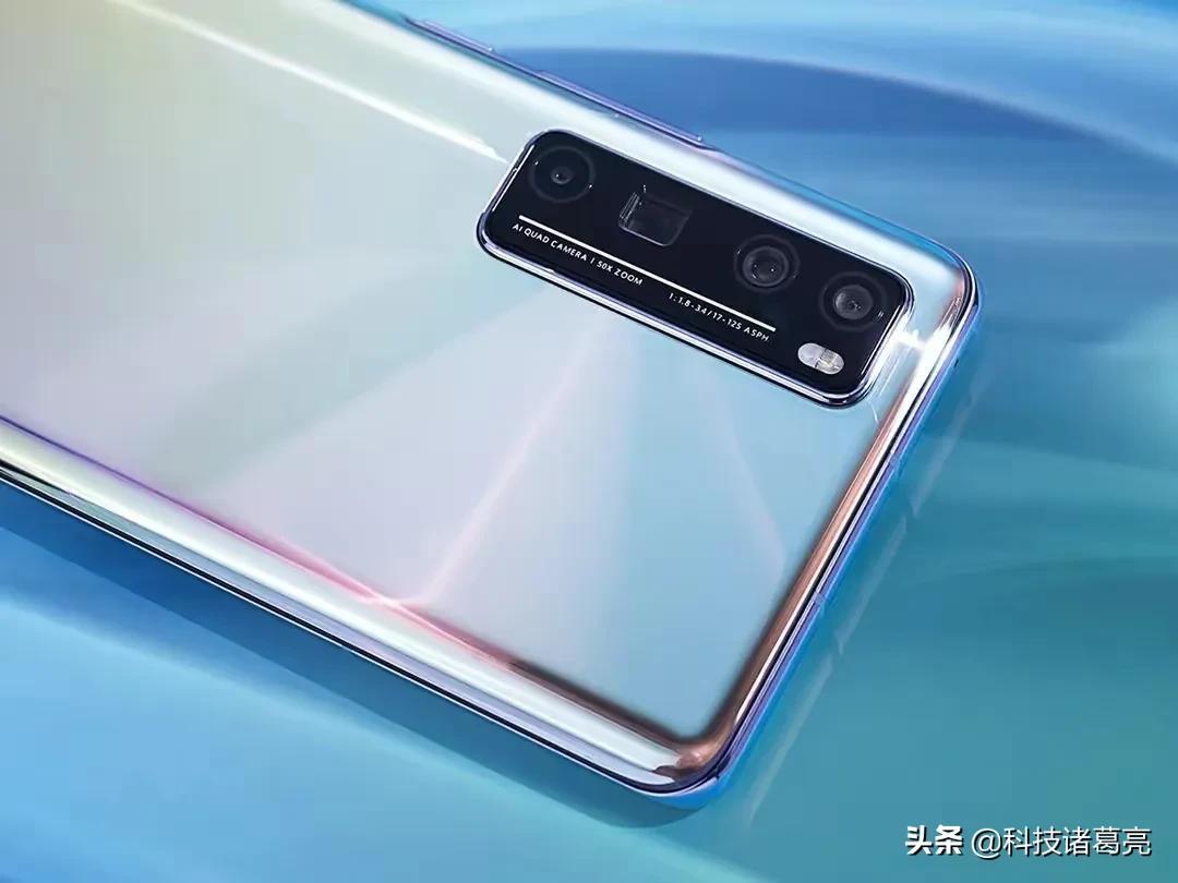 为什么有人宁愿溢价买华为，也不买物美价廉的小米？原因很现实