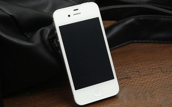 价格虚高翻新泛滥 近期不宜出手智能机