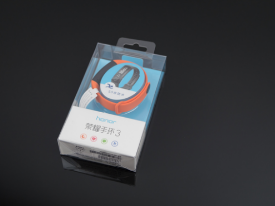 别看它小，却是你的贴身健康教练，荣耀手环3简测