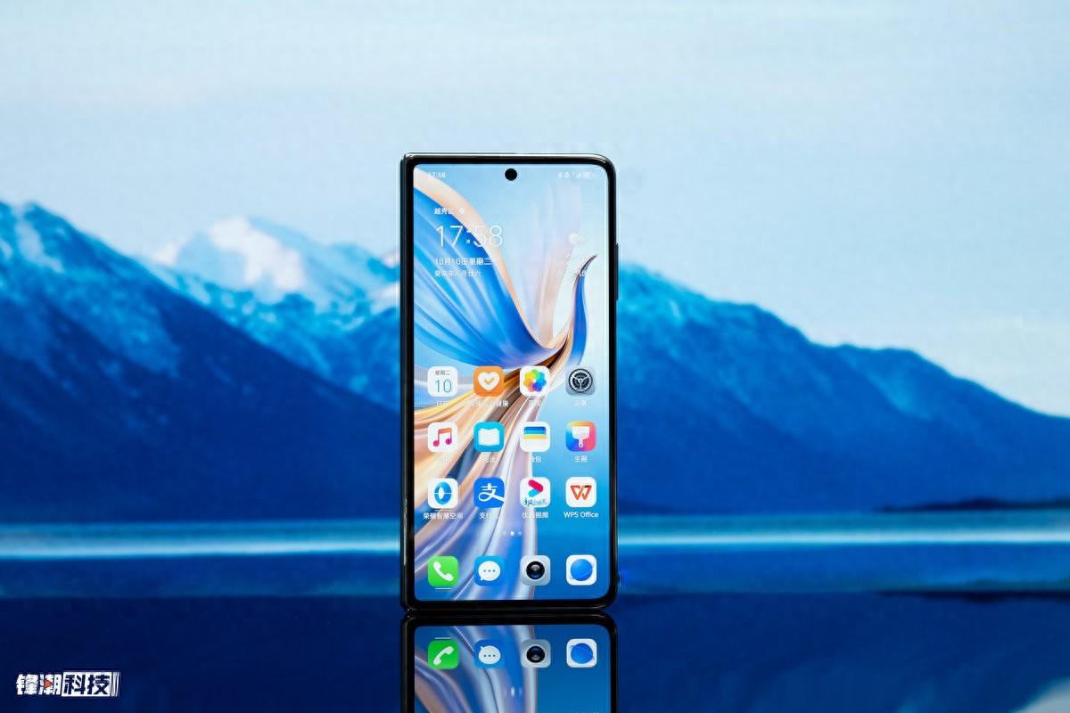 轻薄体验更进一步，荣耀Magic Vs2评测