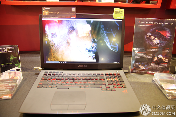 开放第三方授权：Asus 华硕 ROG 玩家国度 展示变形机箱和授权硬件