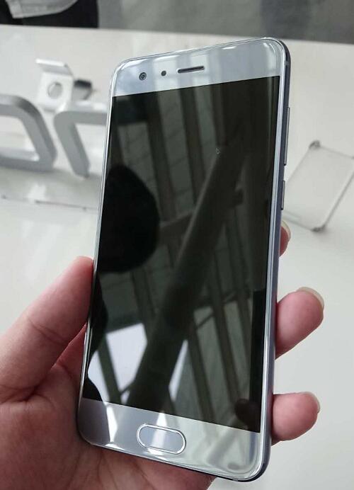 真不是开玩笑！华为荣耀9真机上手：海鸥灰你看了就想买！