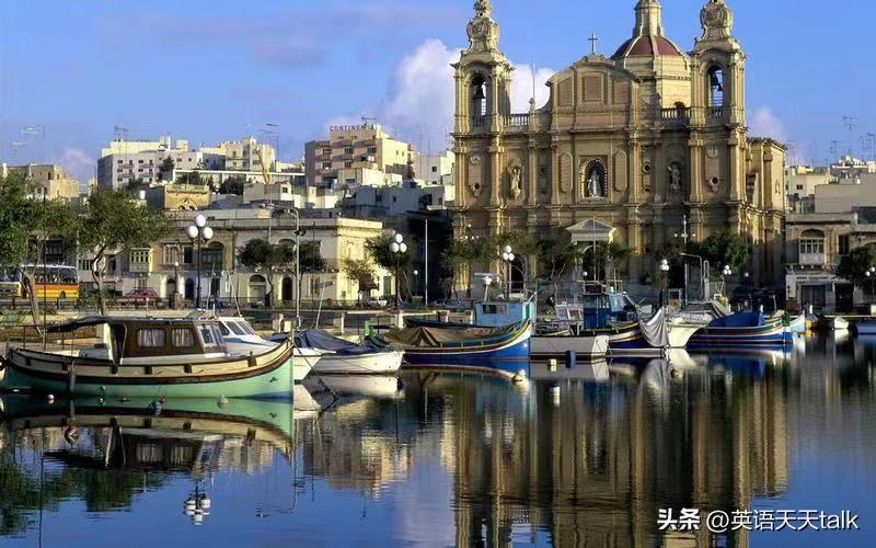 想说老外是个 “废物”,张口就说“waste”,不知对方啥反应