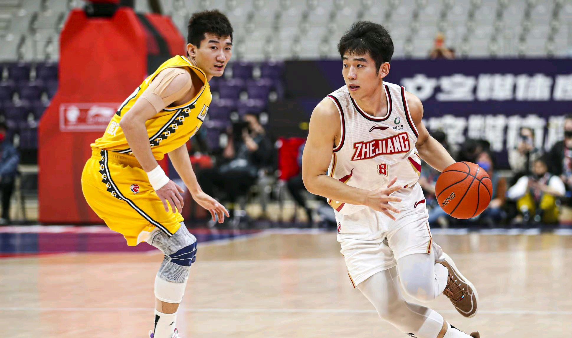 浙江力克广厦11连胜！吴前爆发31+7 小巨人16+9 许钟豪恶犯被驱逐