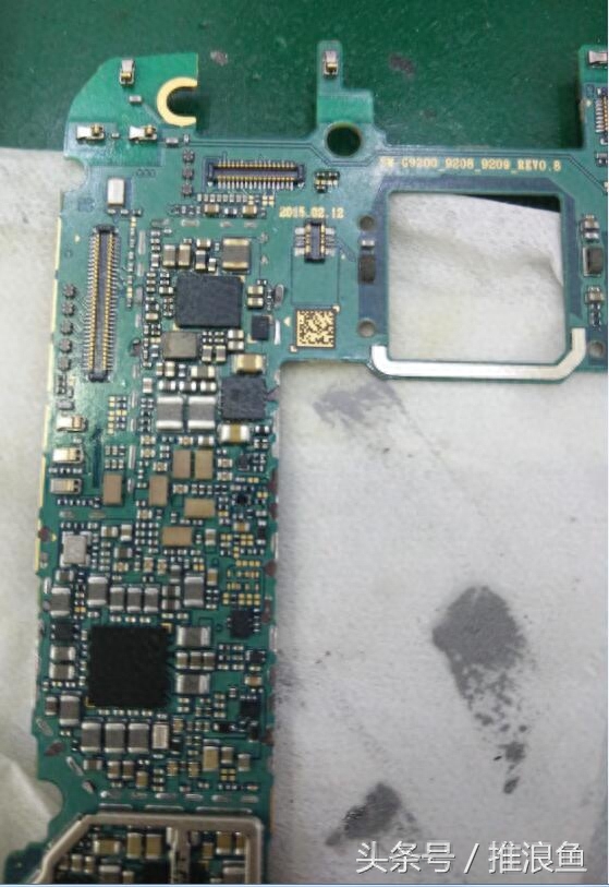 三星S6手机g9250漏电不开机