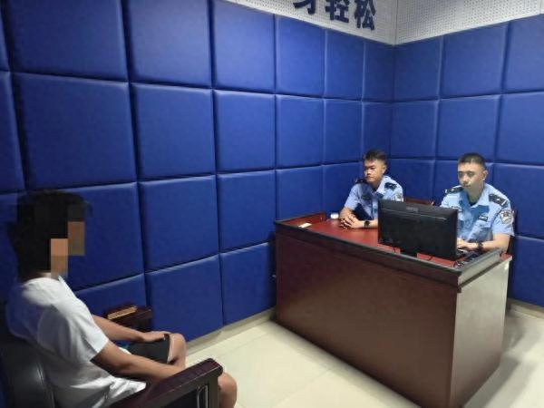 厦门一手机维修店店主（薛某江，男），被抓了！