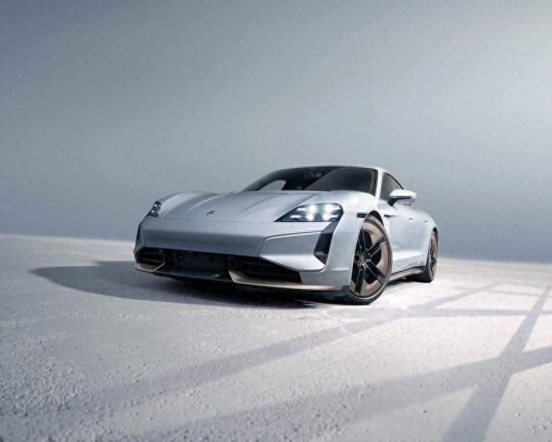 7款车型 新款保时捷Taycan家族全球首发