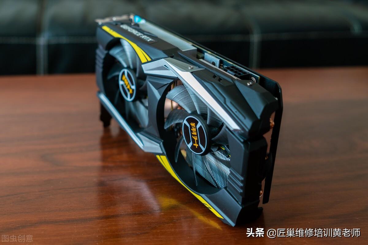 参加显卡维修培训毕业月薪上万，你想学显卡维修技术吗？