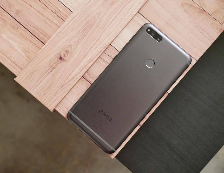 360 N7上手：骁龙660+5030毫安时，1699元的N7主打的依然是性价比