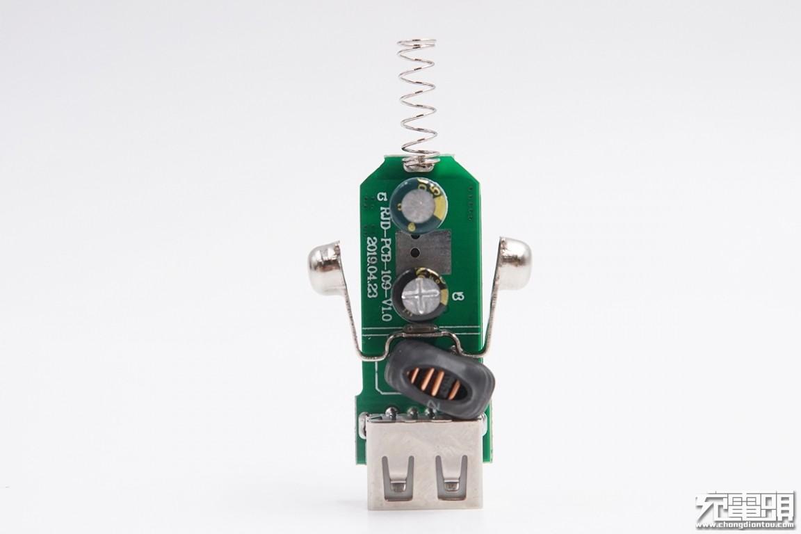 诚芯微CX8830车充DEMO测试:29款设备全兼容