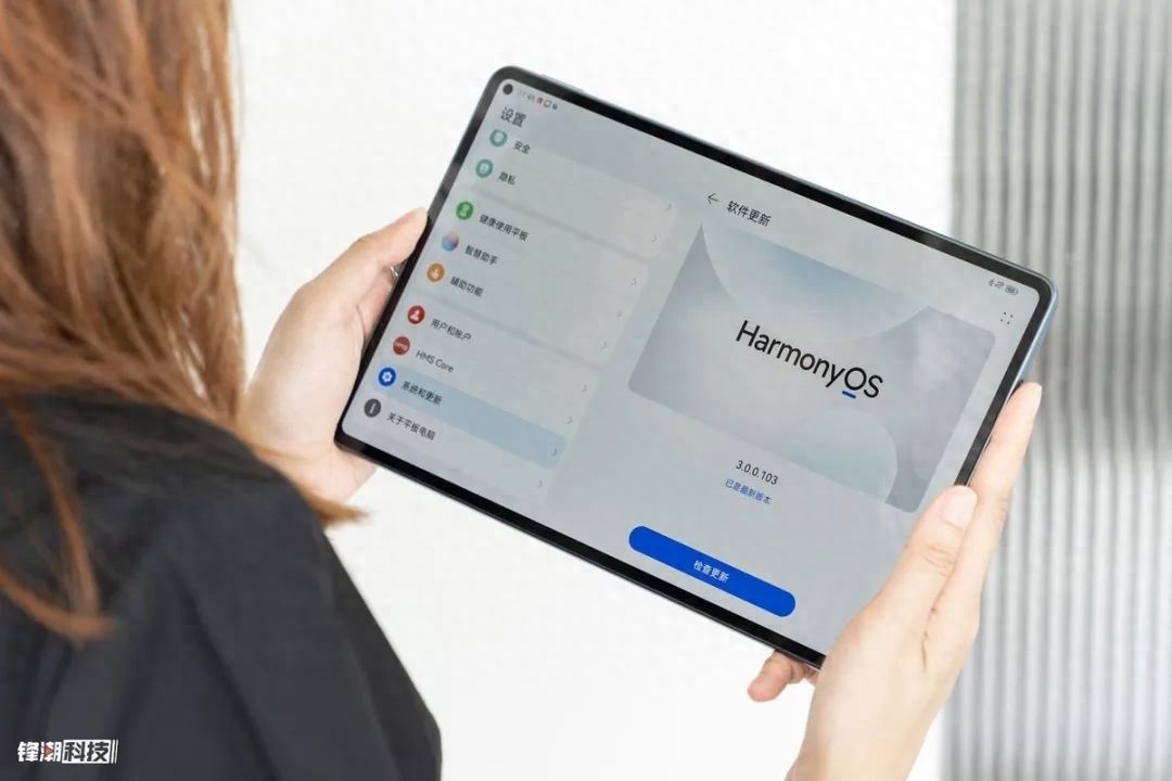 鸽了2年,华为Mate50连发四款,正面对标iPhone 14