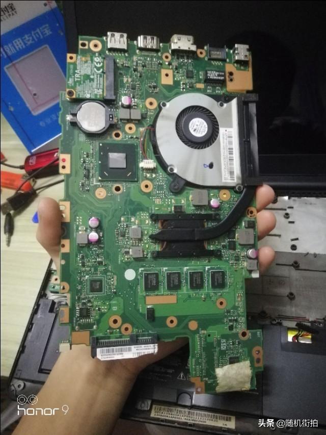 华硕笔记本拆机