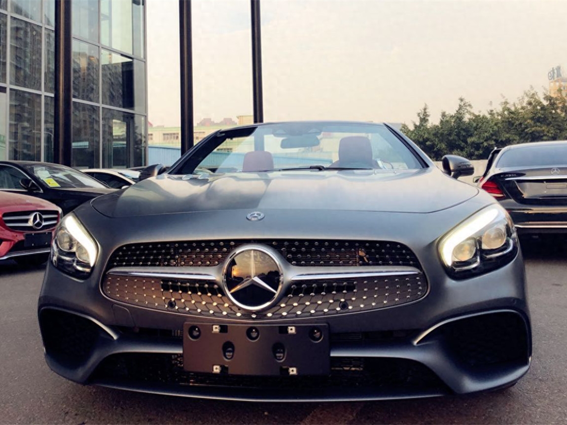 SL400:它曾是一台落地超过100万的奔驰双门跑车