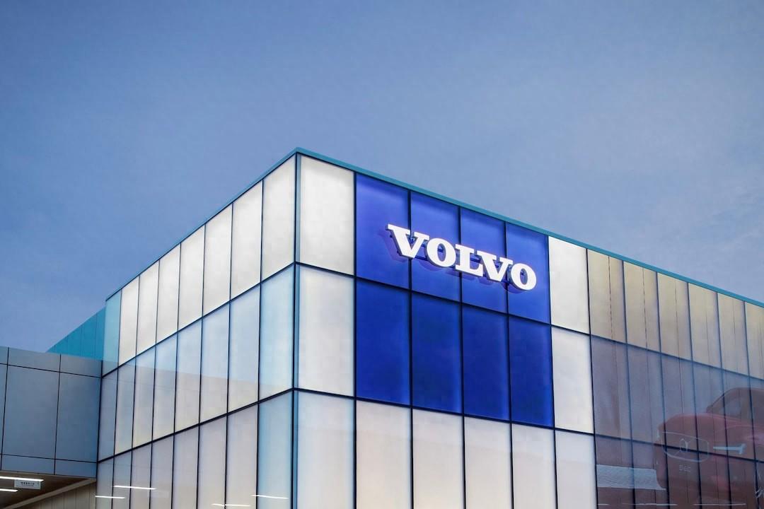 试驾沃尔沃XC60 B5：权衡利弊之后，这款车值得推荐吗？