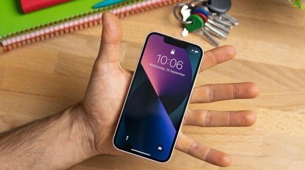 iPhone 13 mini 评测：很小很强，但也有一个缺点