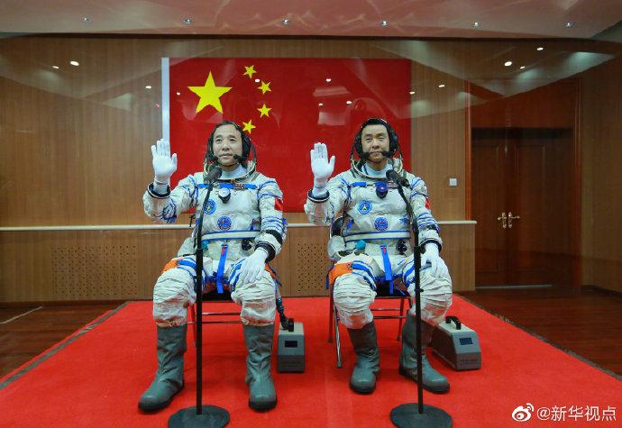 今天，一起回顾4年前神舟十一号成功发射的精彩瞬间