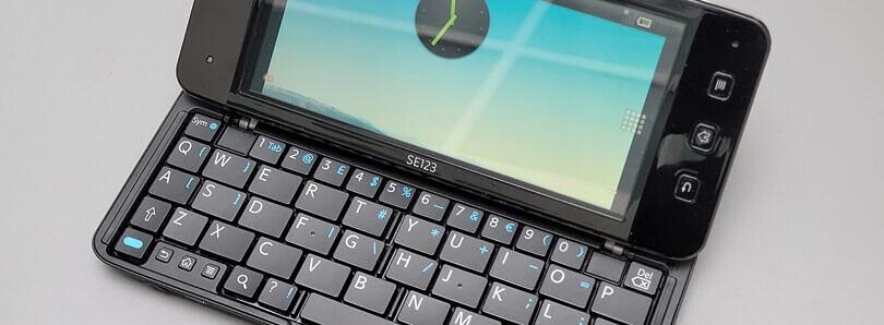 索尼爱立信时代VAIO手机原型机曝光：侧滑全键盘设计