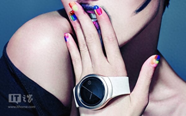 IFA 2015 三星Gear S2/S2 Classic上手视频