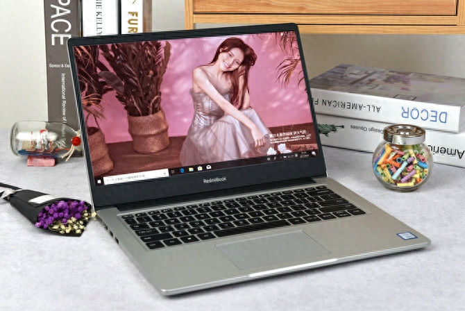 再一次诠释性价比！Redmibook笔记本深度评测