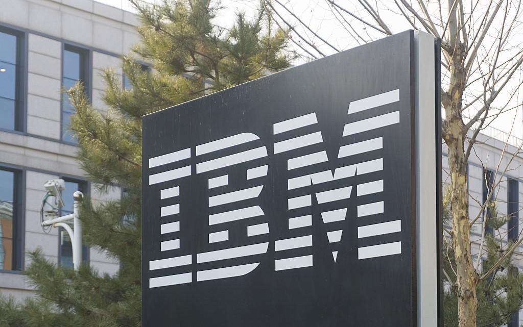百年IBM：值得全球商界研究的转型变革典范