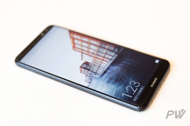 麦芒 6 开箱:华为的全面屏入门机