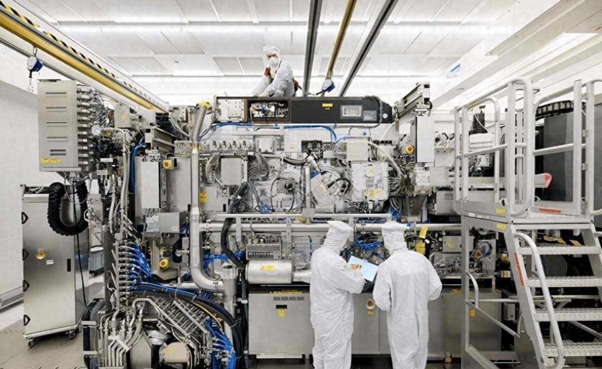 光刻机巨头ASML将搬离荷兰,最有可能去哪里?中国有机会吗?