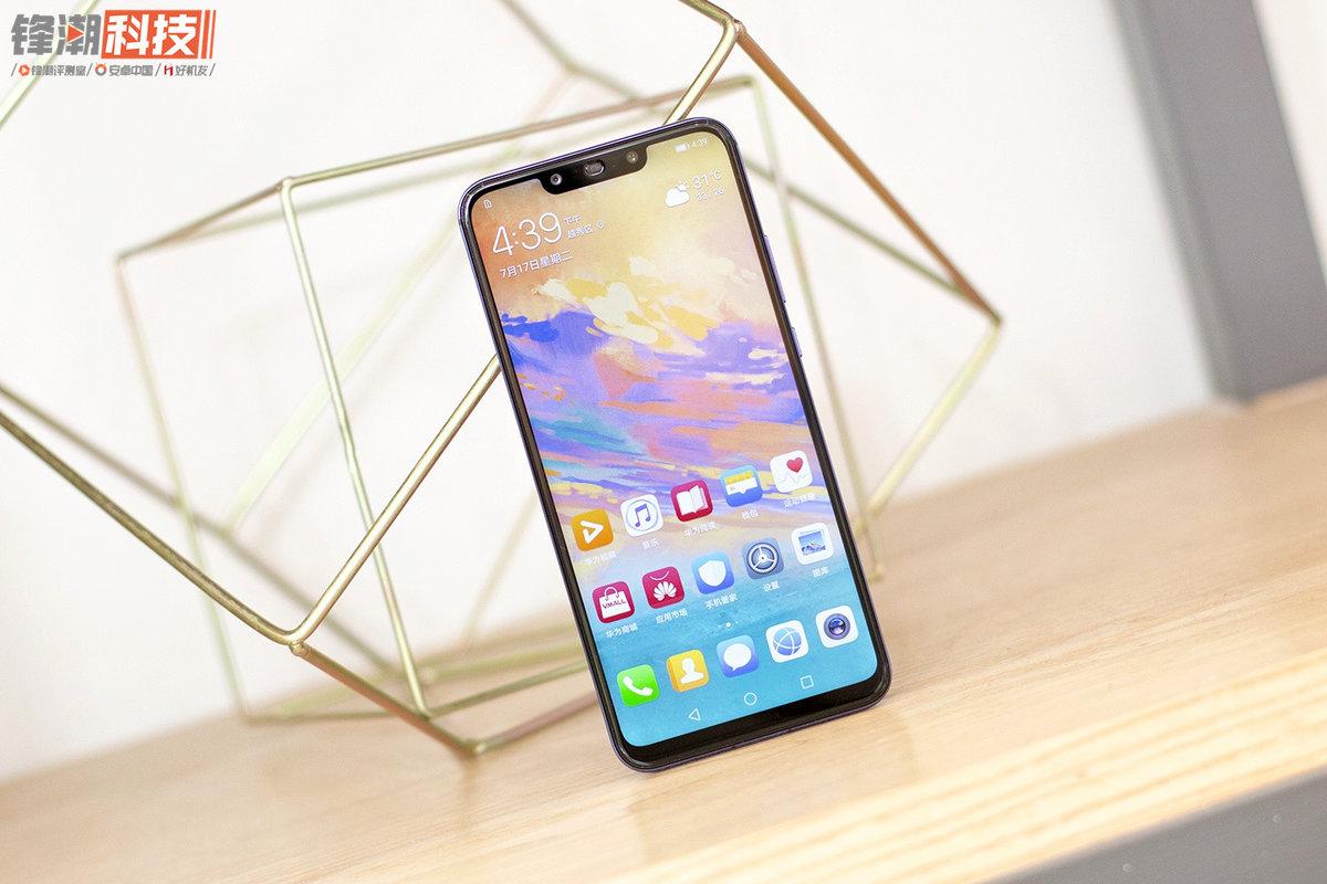 2999元，会有怎样的年轻体验：华为nova 3 详细评测