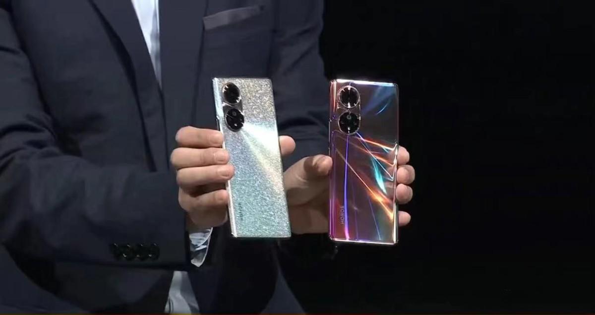 荣耀50能不能升级鸿蒙系统？赵明用了4个字回答