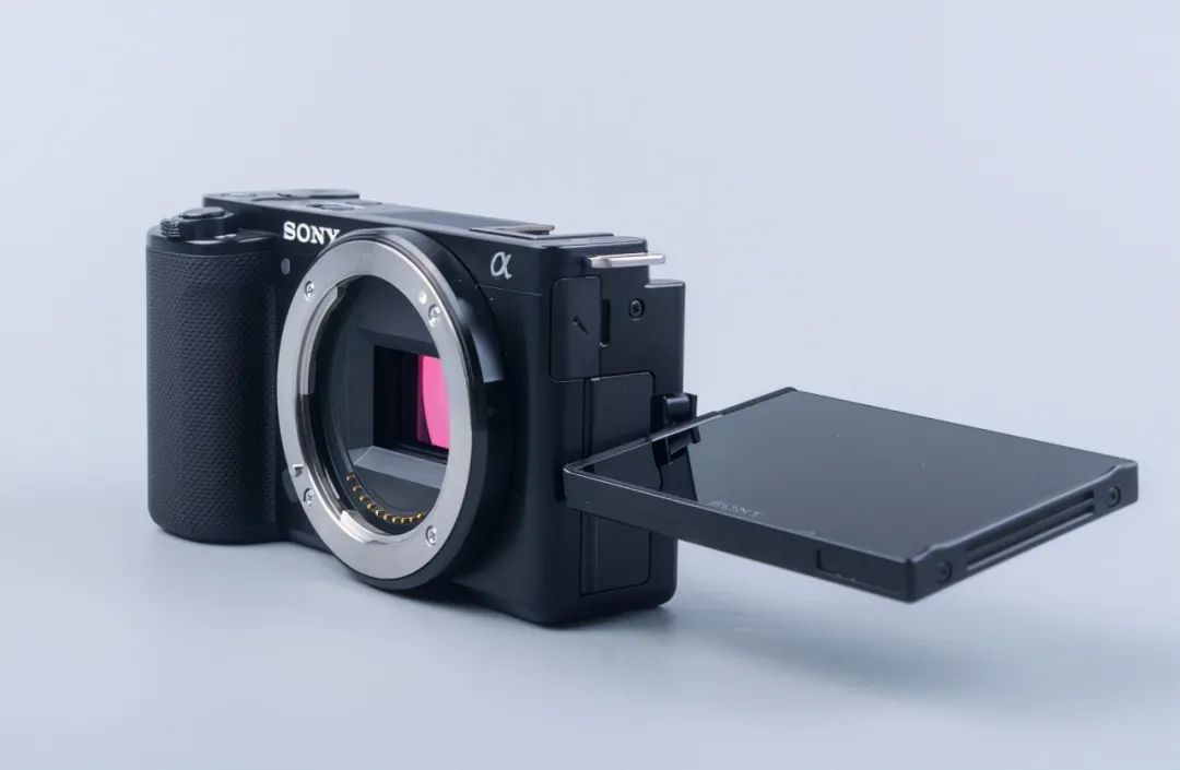 不只是可换镜头的ZV-1，索尼Vlog微单ZV-E10试用报告