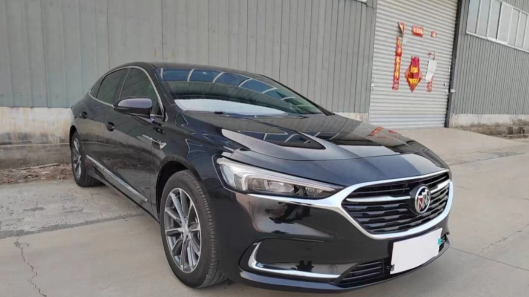 陪老爹去4s店看看君越,销售直言优惠6万,看现在落地多少钱?