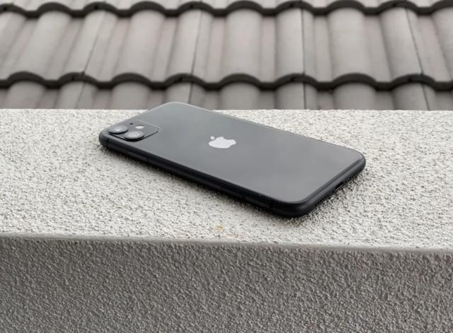 苹果11多少钱二手市场（iphone11 128g二手价格）