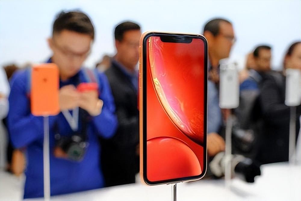 市场行情萧条？纯原装苹果Xr跌至500，仍成堆滞销！