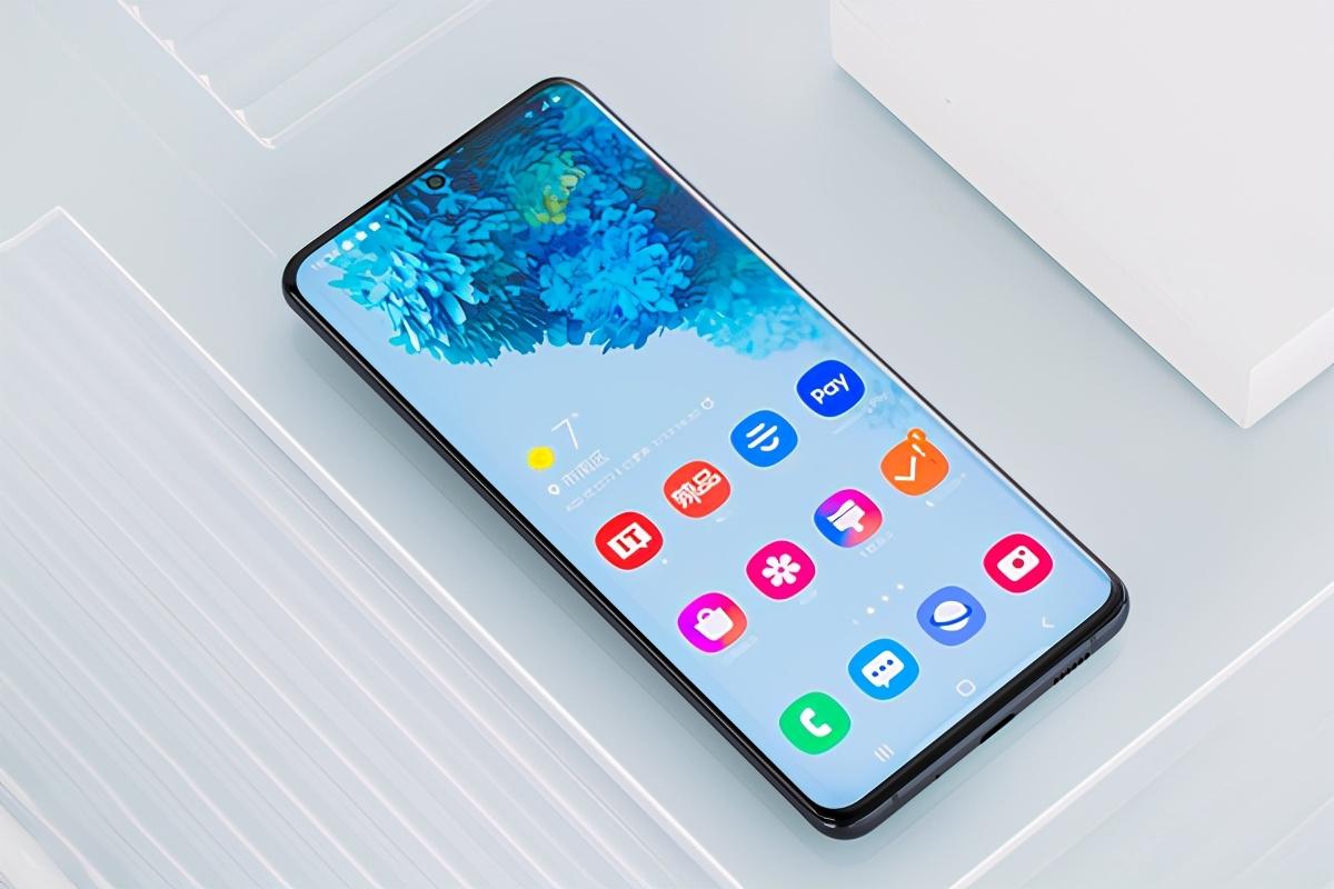 三星S20、S21基本同价谁更值得买？旧机型高分屏反而是卖点