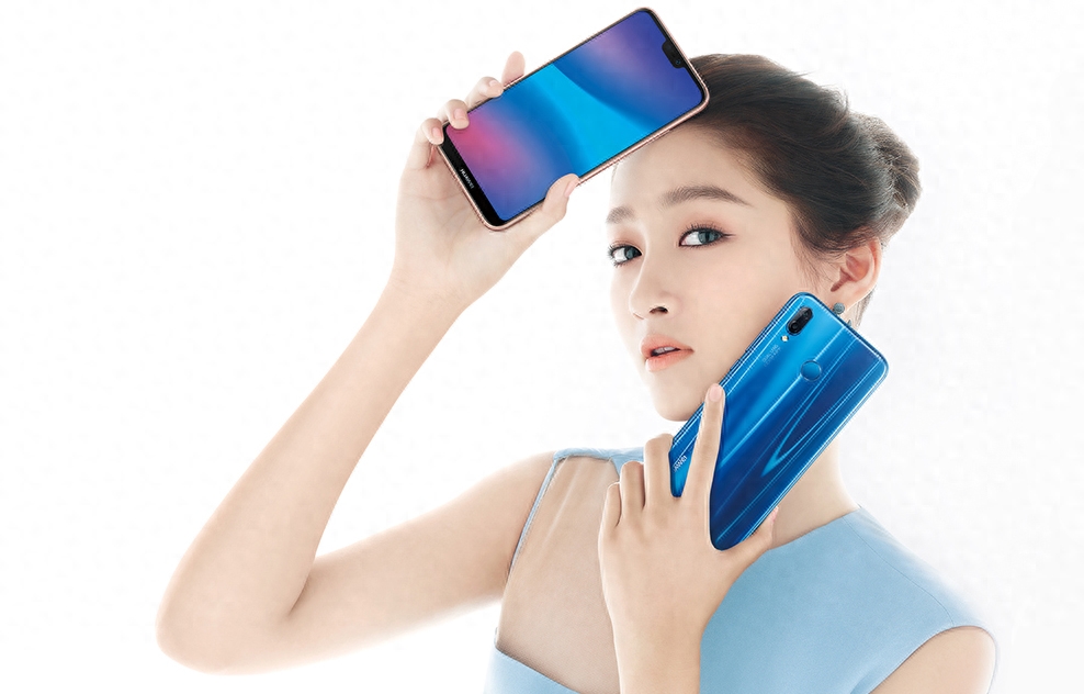 1999元华为nova 3e发布 刘海屏主打高颜值和自拍