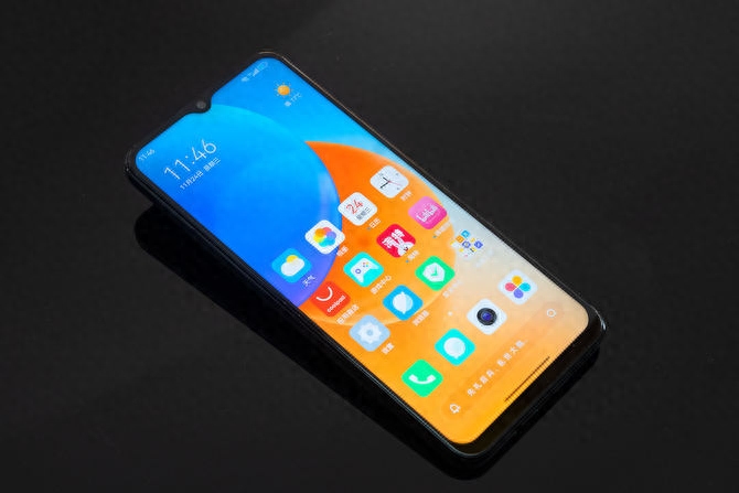 酷派COOL 20 Pro评测::对称式双扬声器+120Hz变速高刷屏