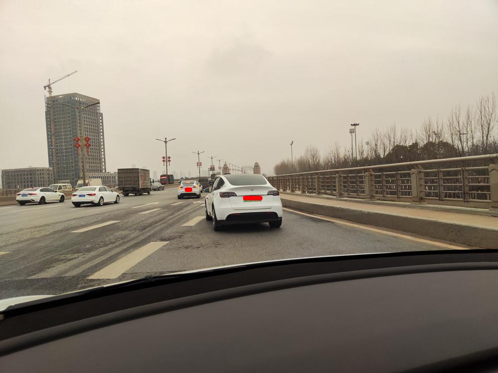 开车真会死机，但瑕不掩瑜！特斯拉Model Y十大问题汇总