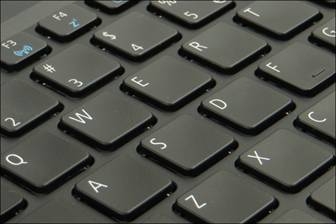 15.6英寸Skylake+GTX 960M游戏本横向测试 PART3 操控表现