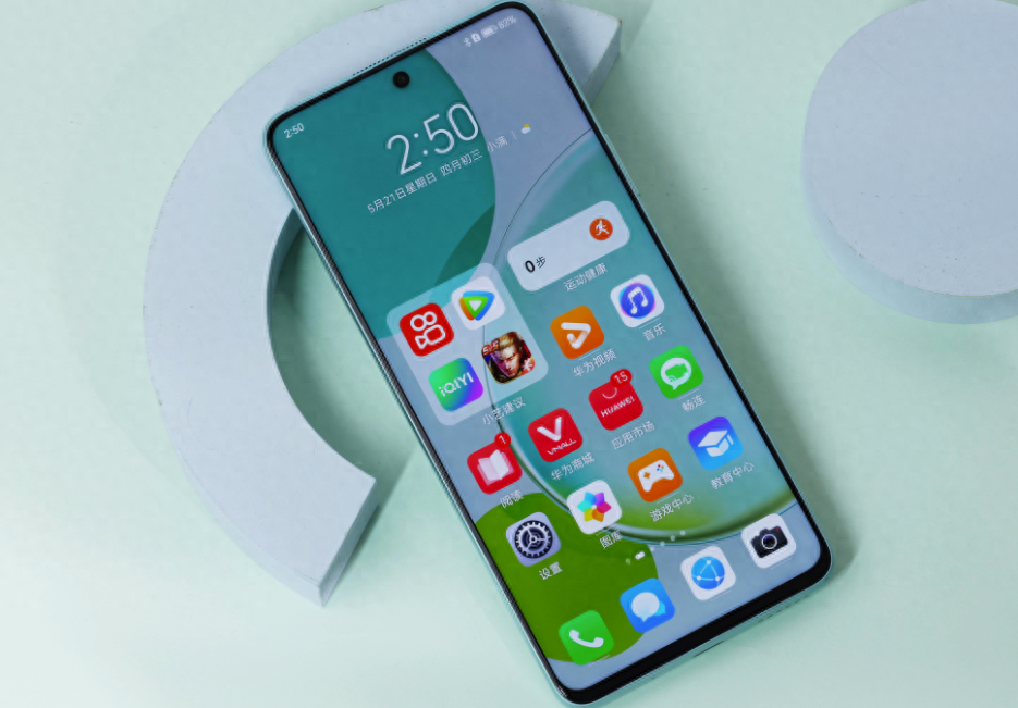 适合年轻人的华为手机,1mm超窄边框,运行鸿蒙系统跌至1149元