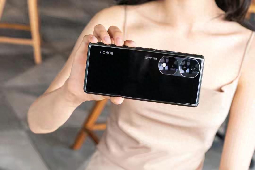 荣耀手机推荐，现阶段就三款，其他都不看