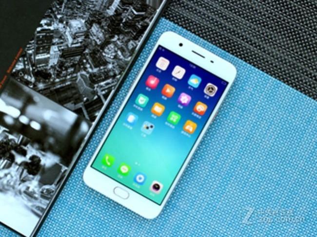 OPPO A59s32G后盖严实 ZOL商城百盛通讯连锁在售1799元 （有赠品）