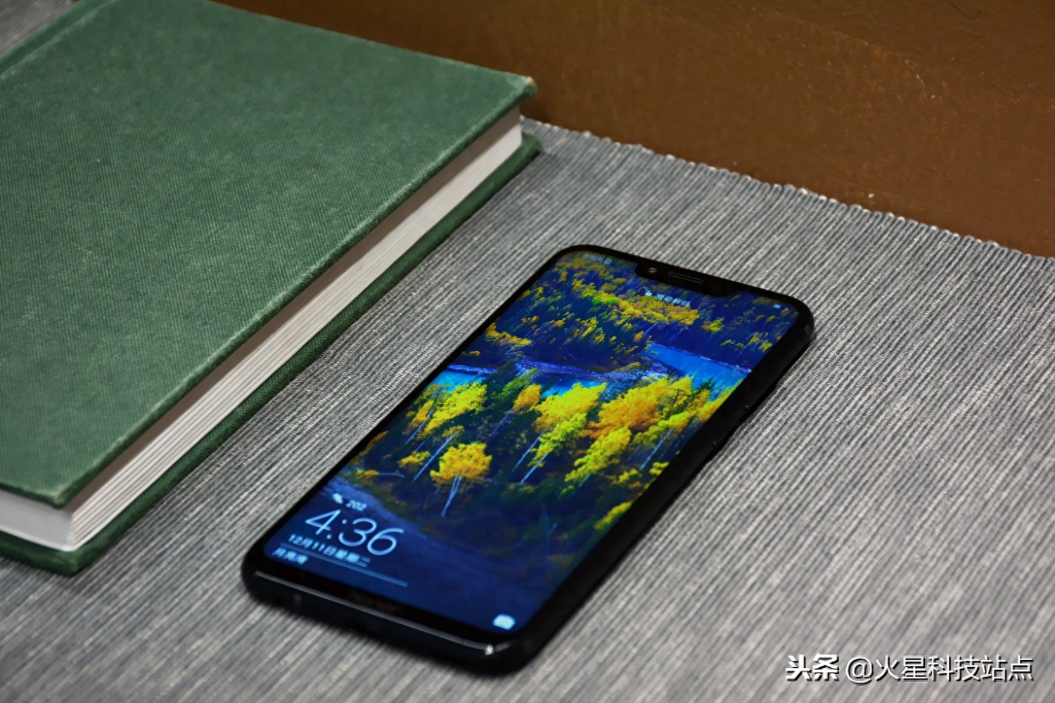 华为荣耀Play两个月真实体验后，聊一聊关于它的优缺点