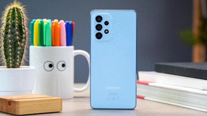 三星 Galaxy A53 评测:很优秀的中端手机,但也有一个缺点