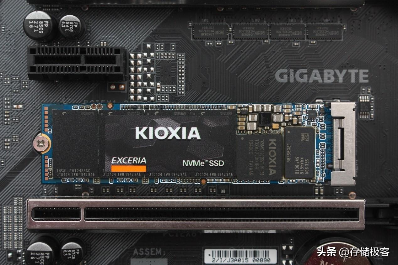 不服跑个分！常见固态硬盘测速工具性价比盘点（上）