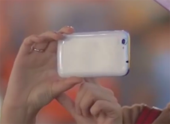 诺基亚第一款安卓手机长啥样？