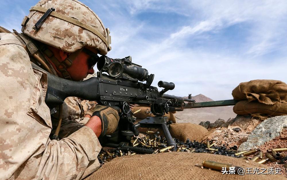 同是美国军队，为什么海军陆战队跟“后娘养的一样”？