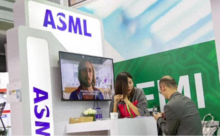 打破美、日、欧垄断！中国最牛芯片设备厂商诞生，排全球第8