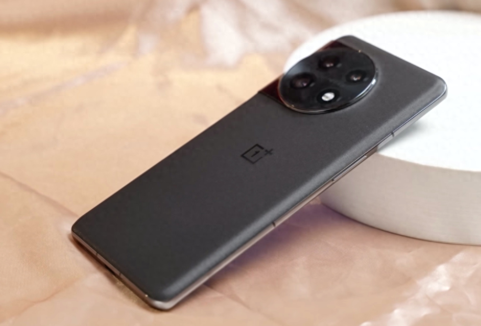 放弃小米13,却选择一加11,不黑不吹谈谈个人使用体验