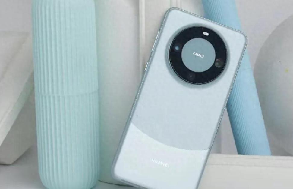 华强北又火了！黄牛派往深圳抢手机，头几天卖出600-700元