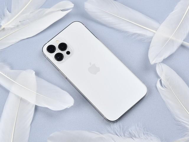 iPhone 12Pro Max跌破最低价 最低到手不到6000元