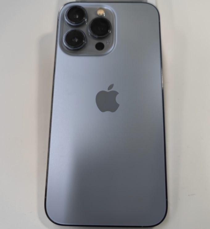 预算4500，粉丝果断入手iPhone13Pro，缺点：电池有效率低！